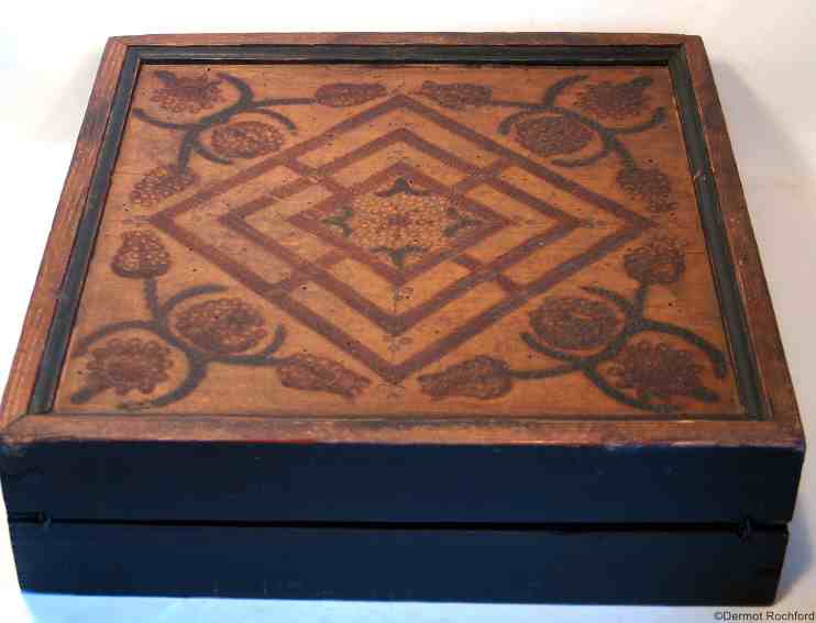 Antique Backgammon Chess Set boxboard