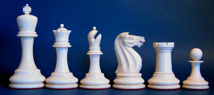 Type II English Bone Barleycorn Chessmen - Chess Antiques.com