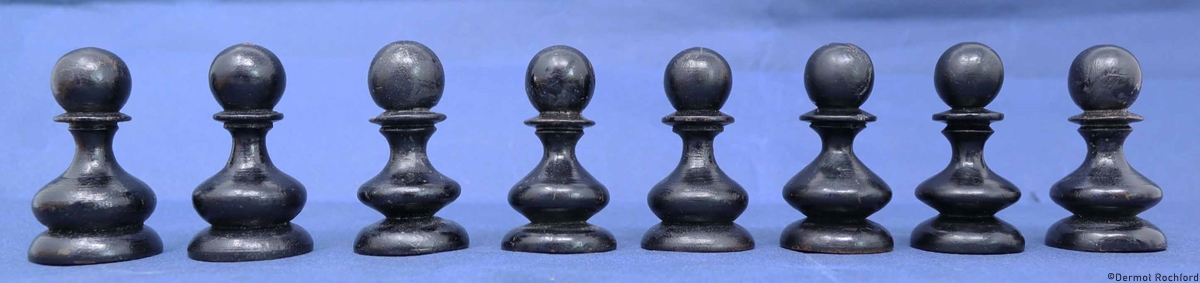Early Antique English Chess Set