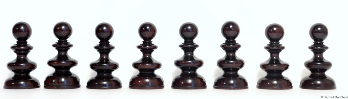 Early Calvert Chess Set