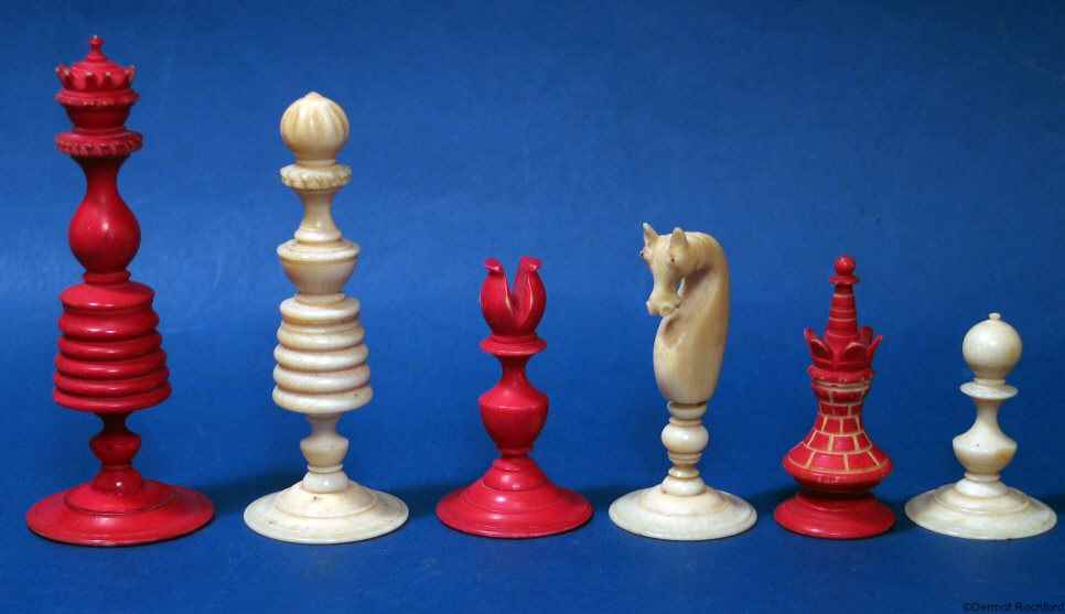 18th century Antique Chess Set