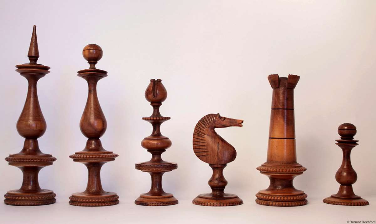 Antique Killarney Chess Set