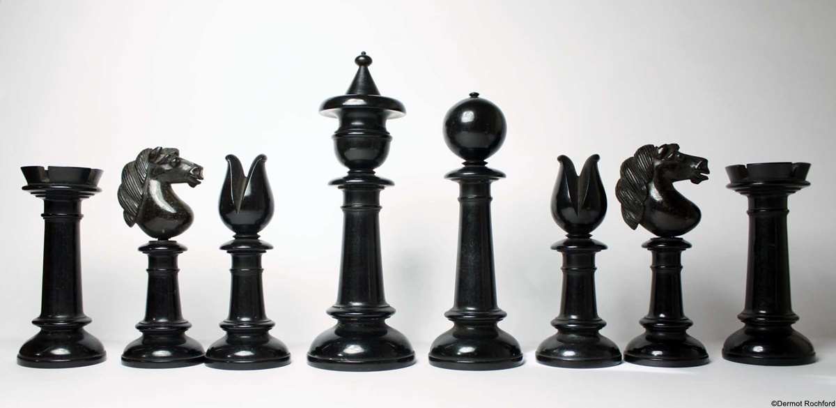 Antique Leuchars Upright Chess Set