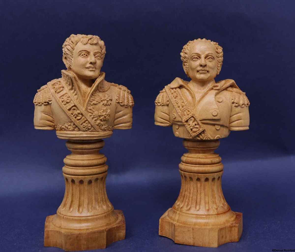 DK Bust Chess Set