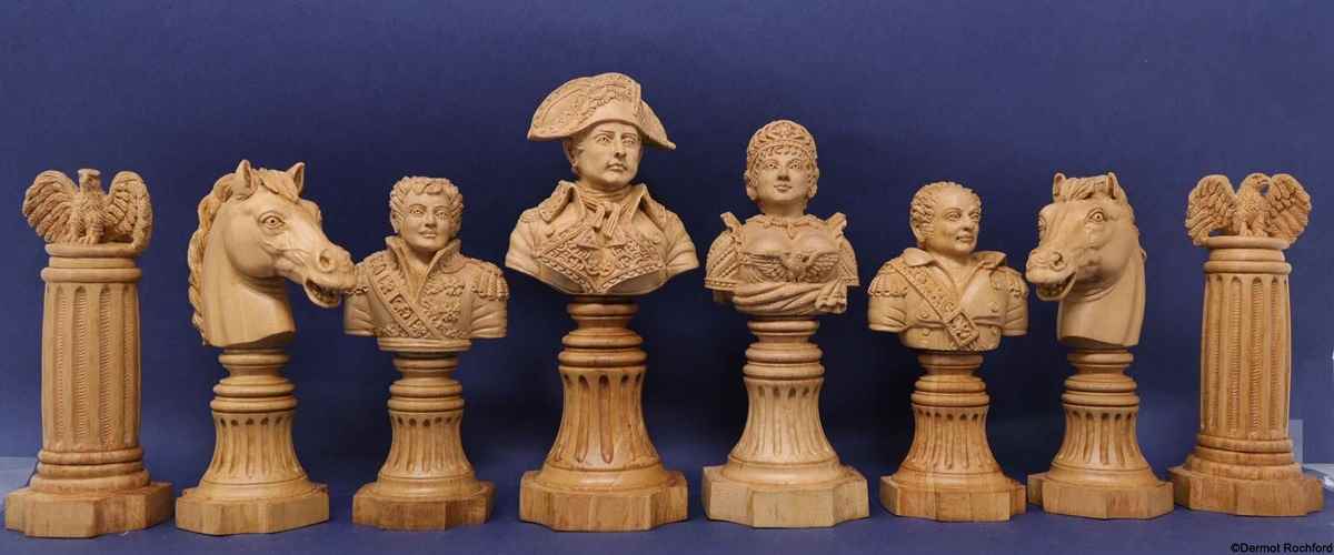 DK Bust Chess Set