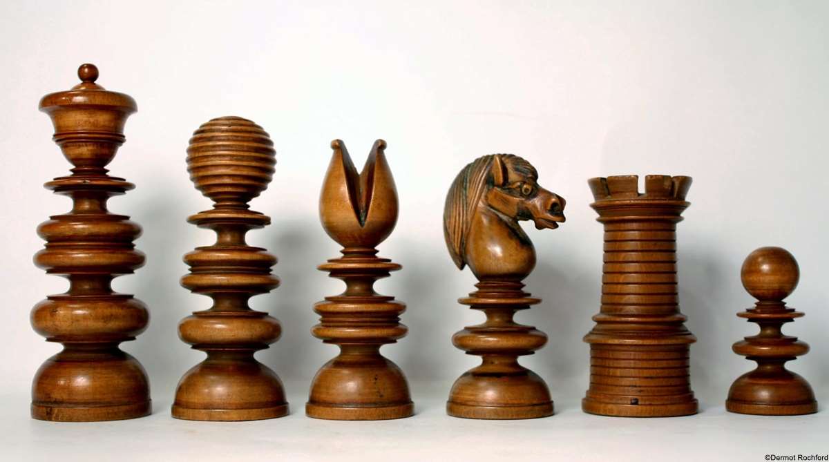  Old English Pattern Chess Set