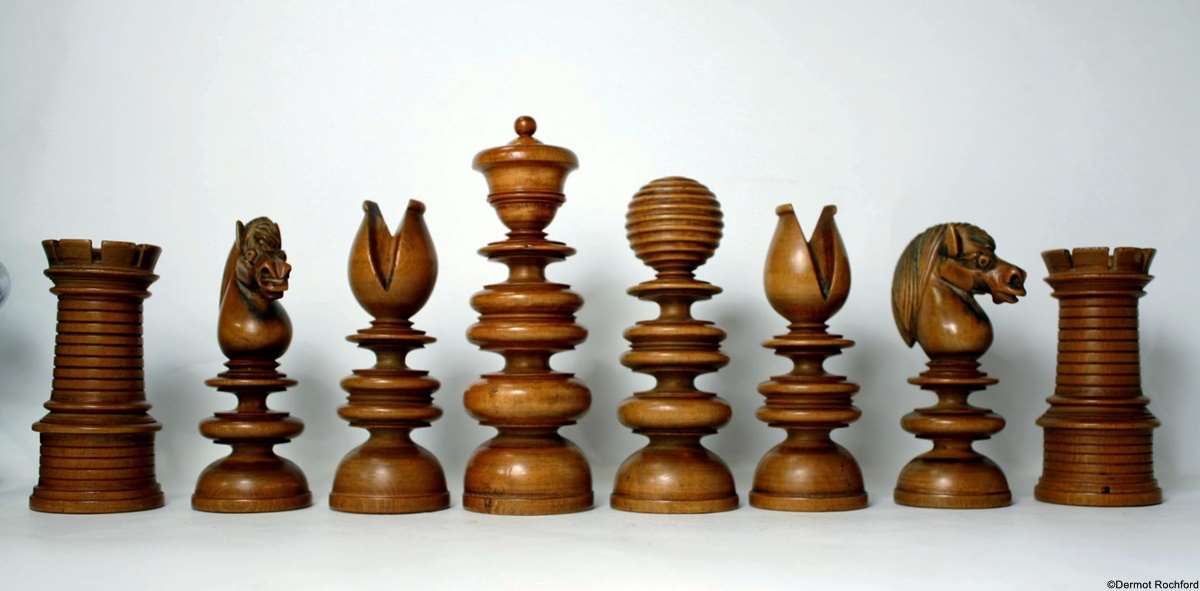 Old English Pattern Chess Set