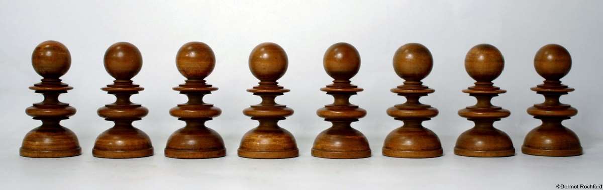  Old English Pattern Chess Set