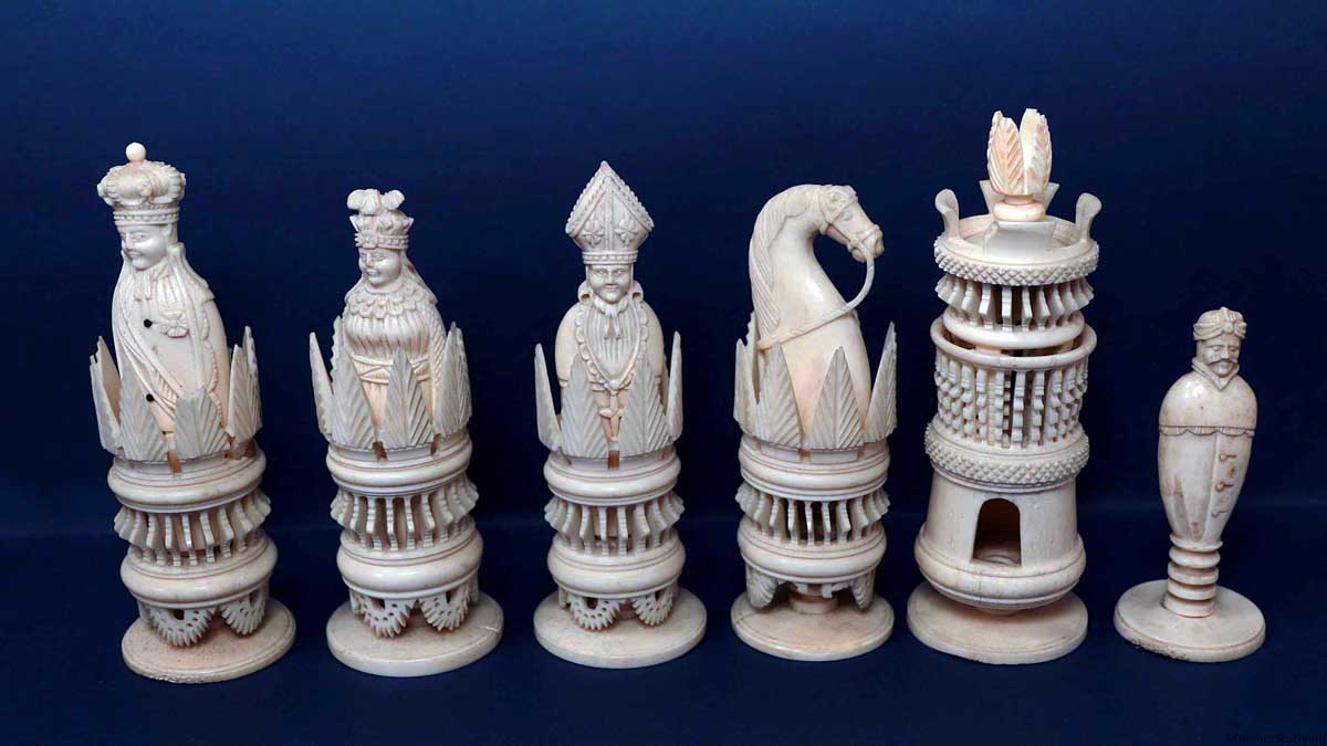 Antique Pulpit Chess Set