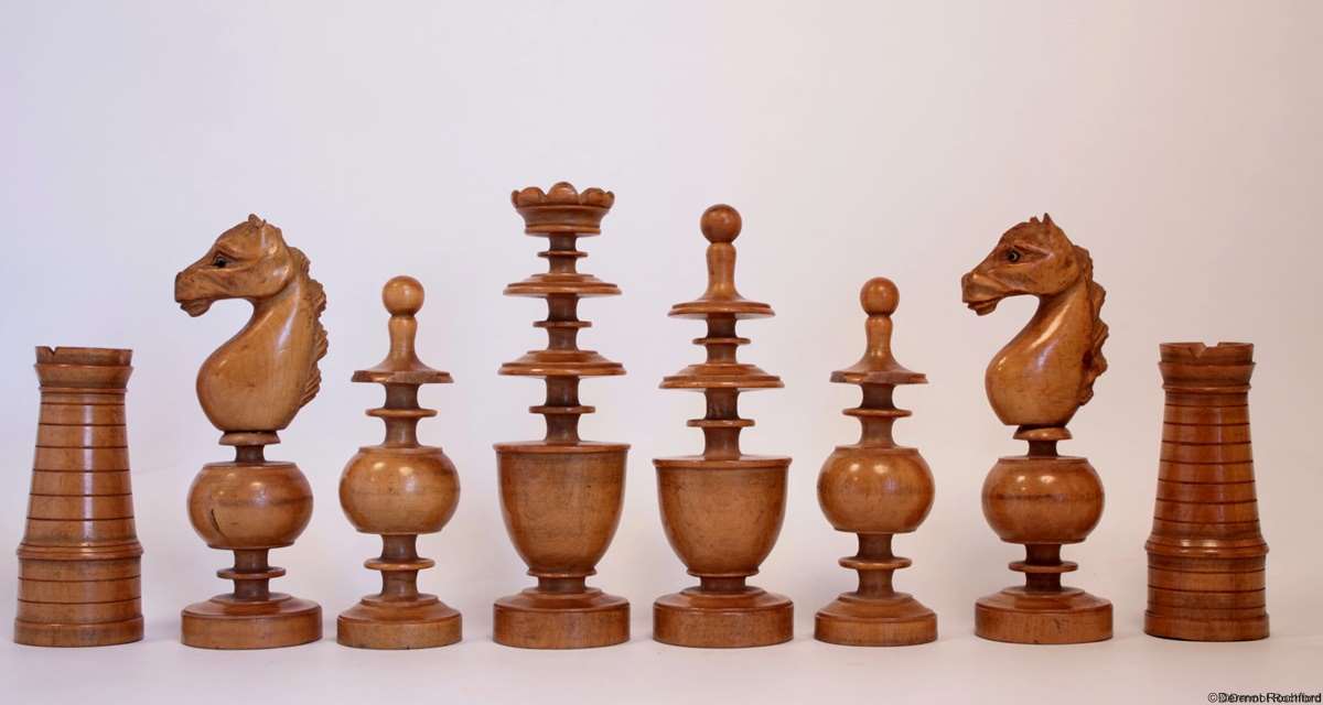 Antique Regence Chess Set