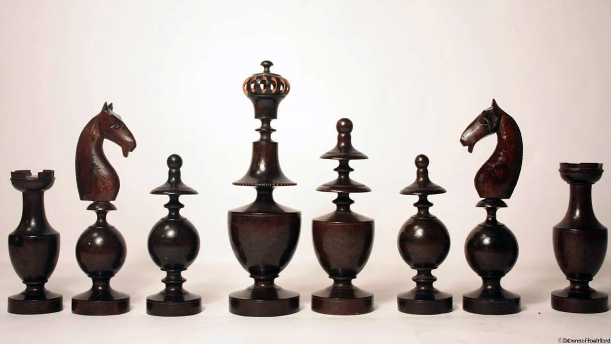 Antique Regence Chess Set