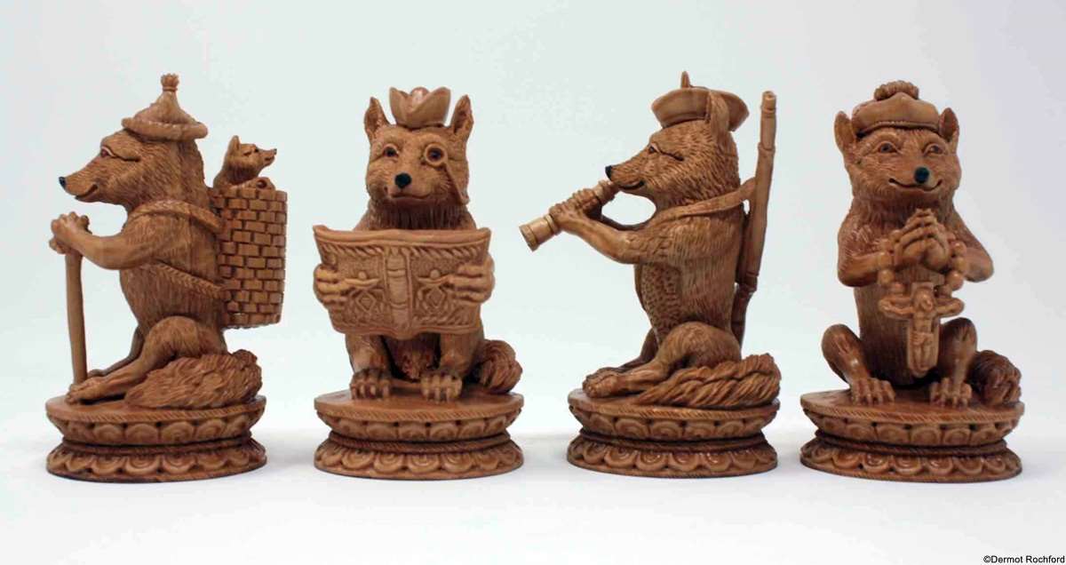 Exceptionally finely carved Reynard Chess Set