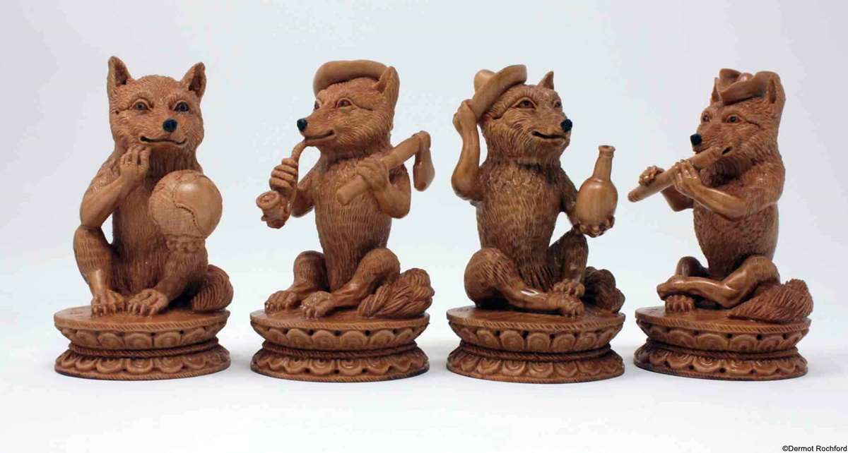 Exceptionally finely carved Reynard Chess Set