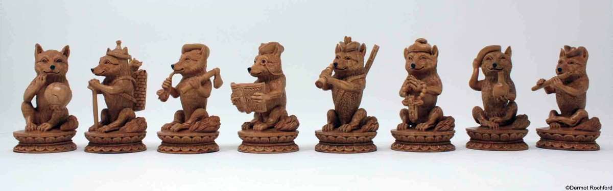 Exceptionally finely carved Reynard Chess Set