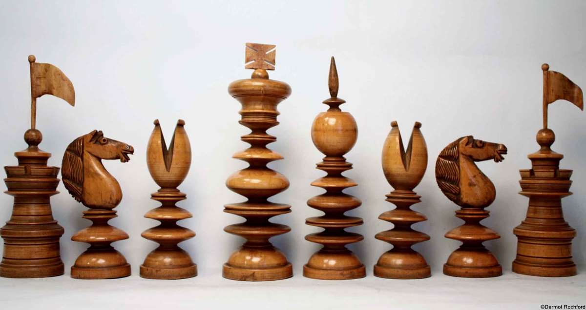 Fine Large Club Hallett Chess Set