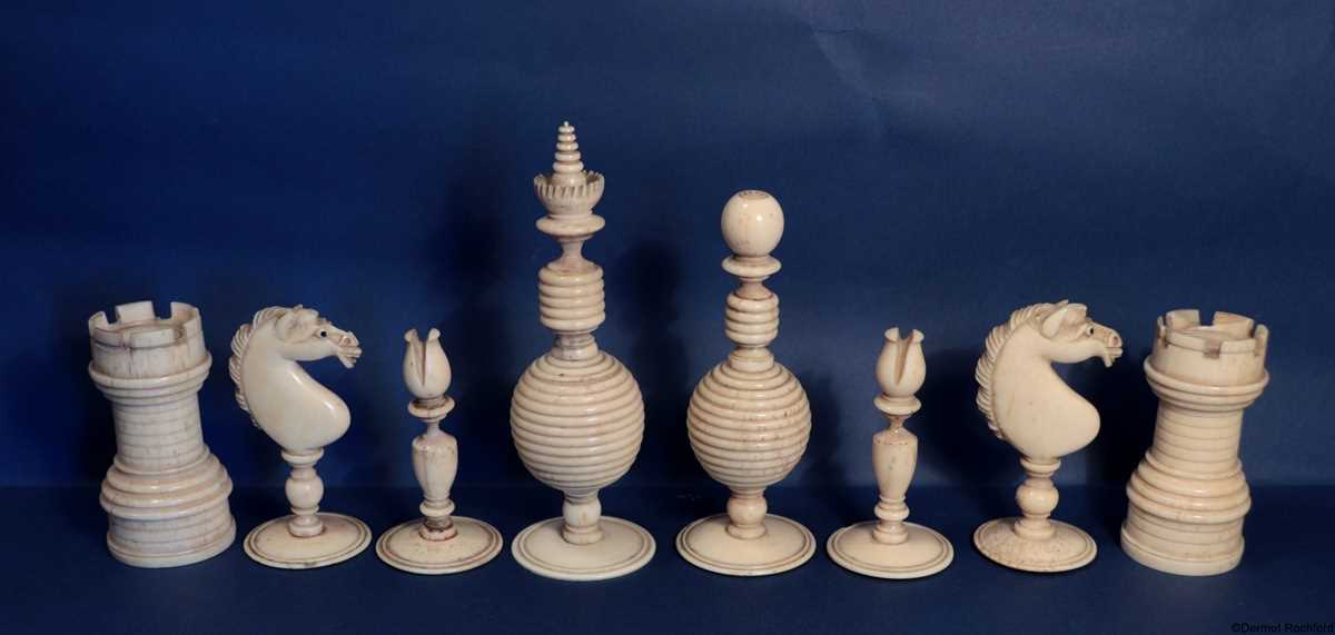 Antique English Bulbous Chess Set