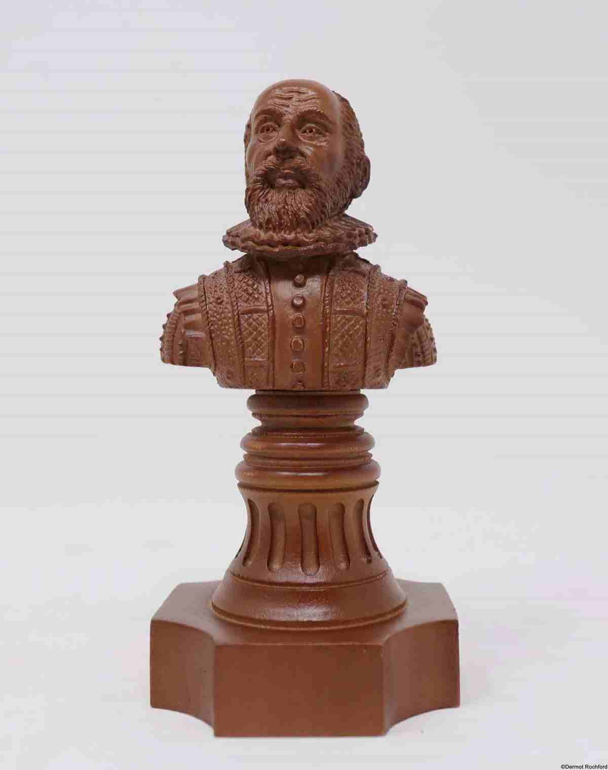 Antique Napoleon Bust Chess Set