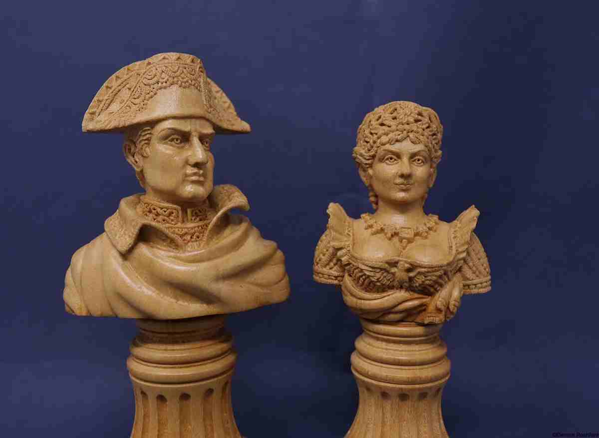 Antique Napoleon Bust Chess Set