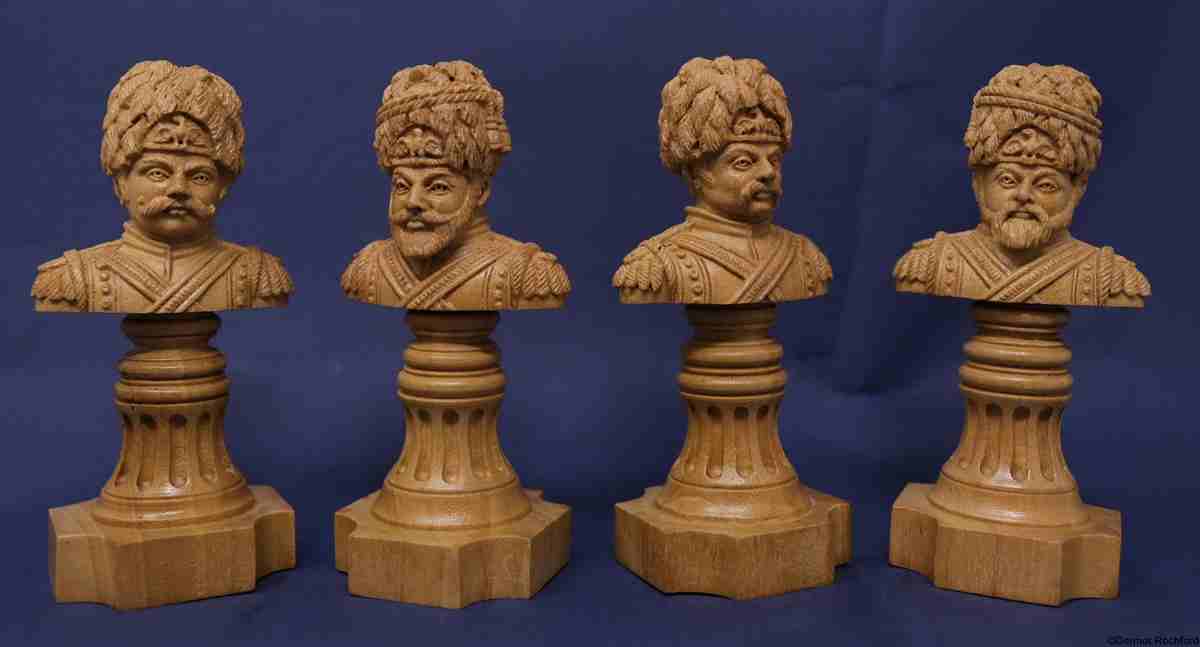Antique Napoleon Bust Chess Set