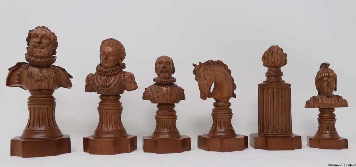 Napoleon Bust Chess Set