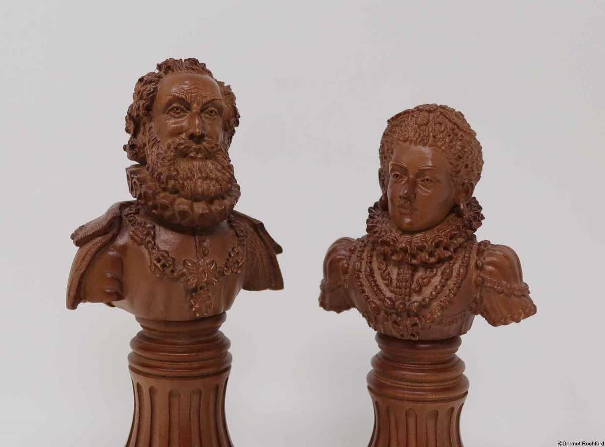 Antique Napoleon Bust Chess Set