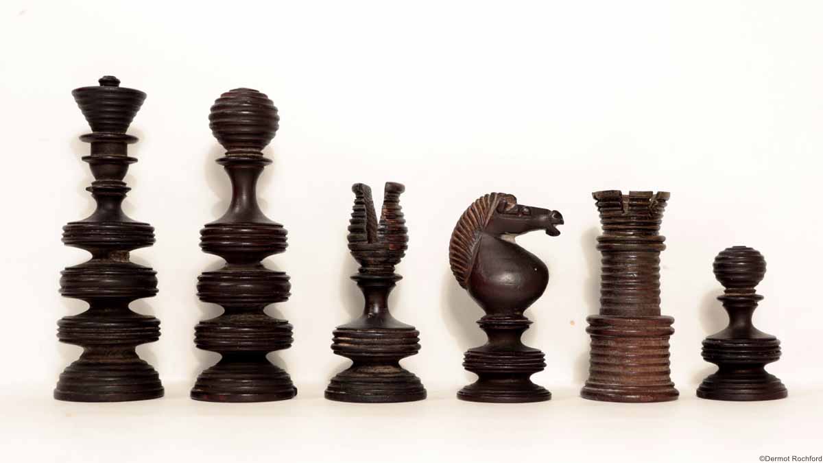 Antique English Ring Chess Set