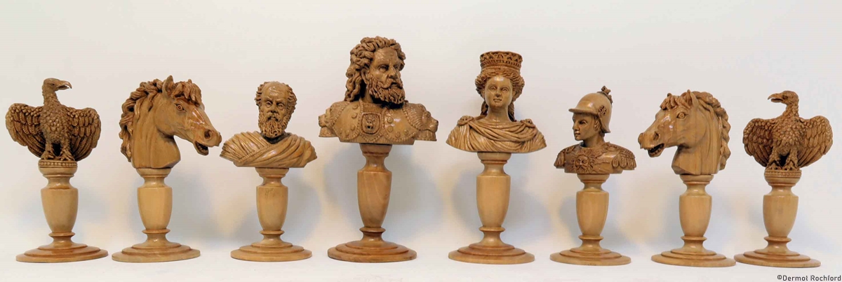 DK Bust Good vs Evil Chess Set