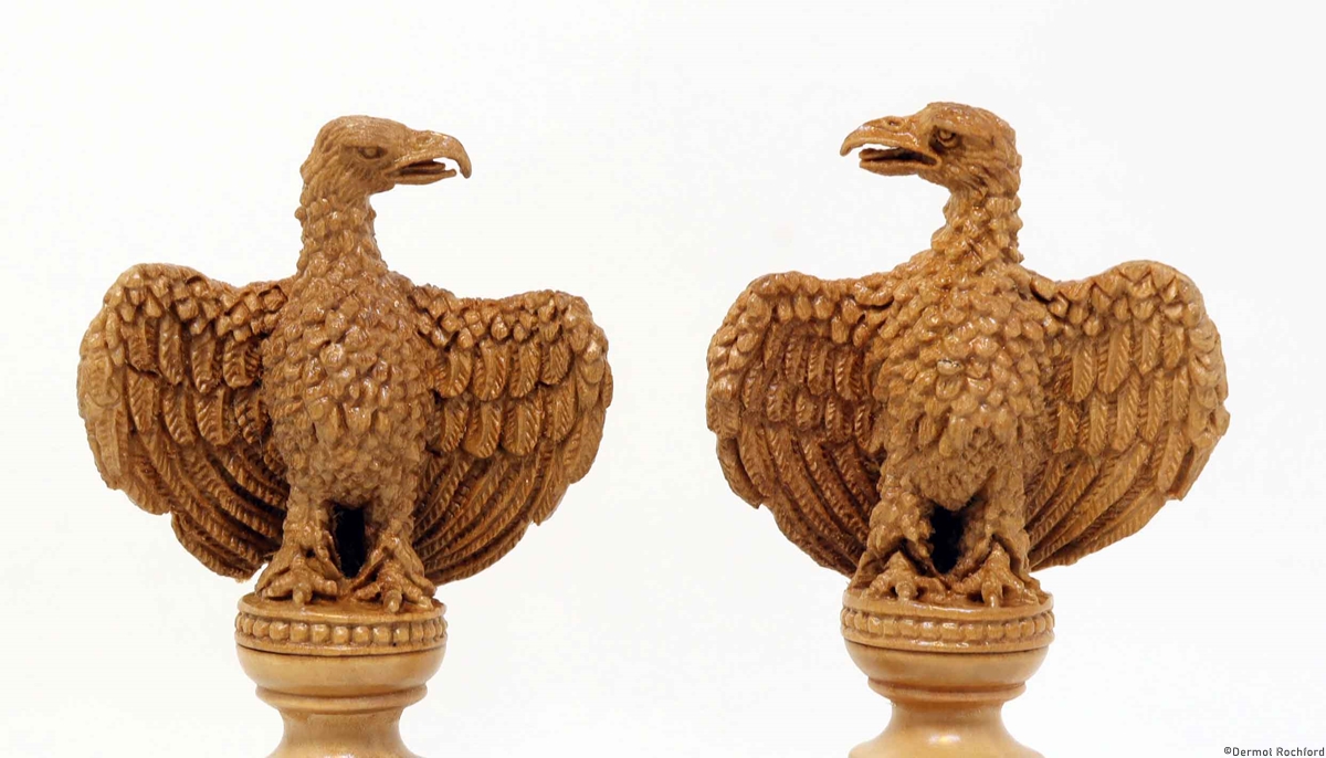 DK Bust Good vs Evil Chess Set