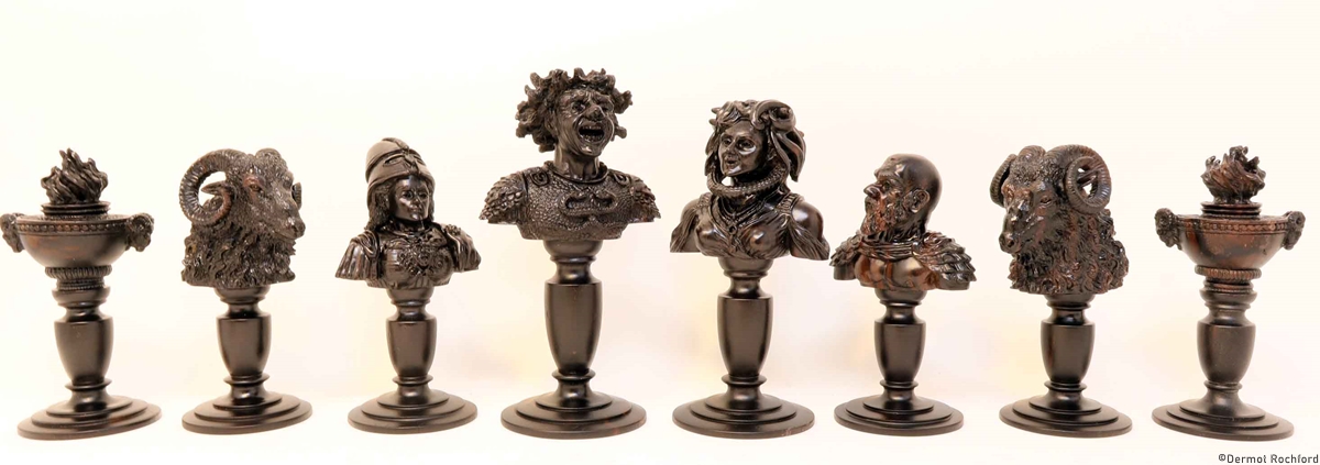 DK Bust Good vs Evil Chess Set