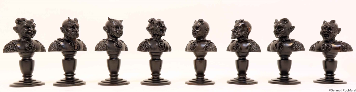 DK Bust Good vs Evil Chess Set
