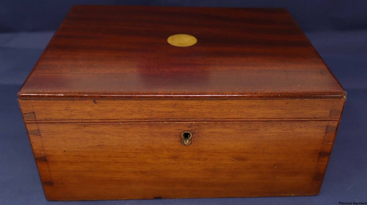 Antique Jaques Club Chess Set
