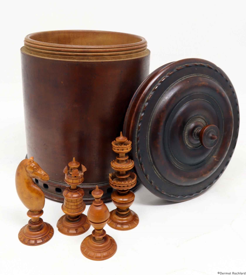 Antique Italian Chess Set