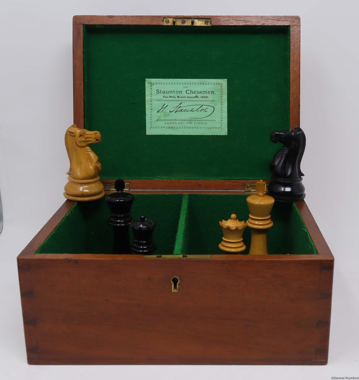 Antique Jaques Club Chess Set