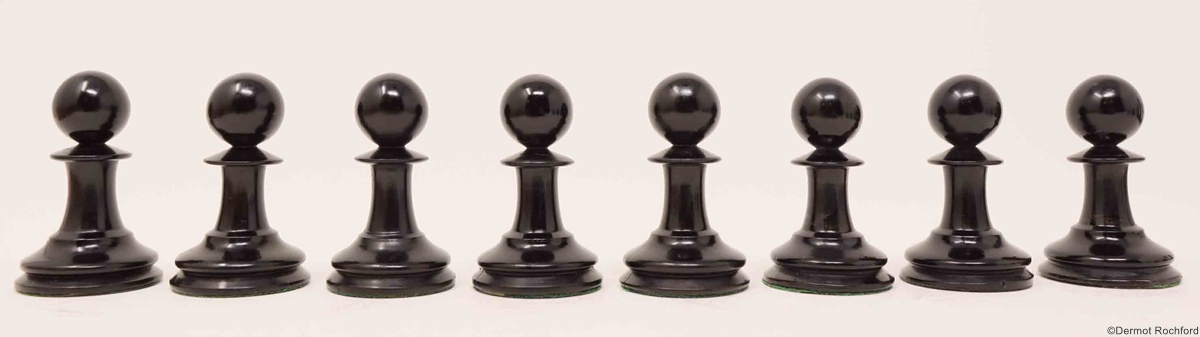 Antique Jaques Club Chess Set