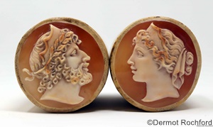 Italian Cameo Chess Set