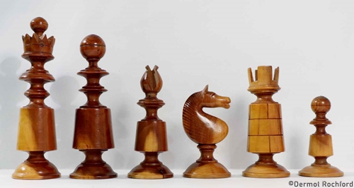 Antique Club Size Irish Killarney Chess Set in Boxwood and Rosewood